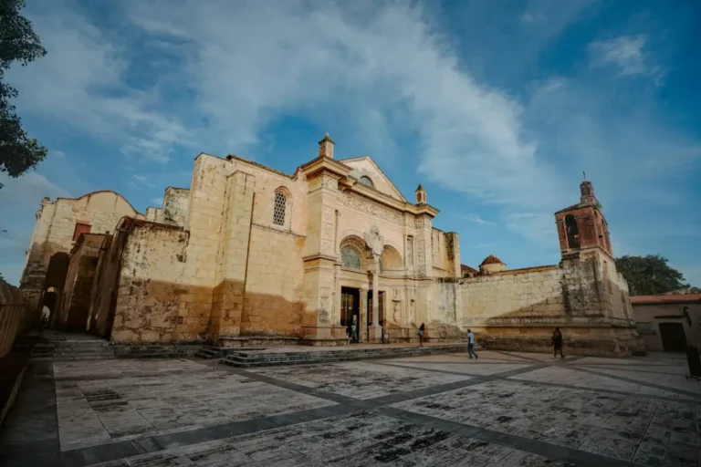 Edificio histórico en la Zona Colonial de Santo Domingo