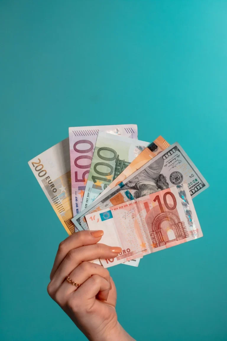 Billetes en abanico
